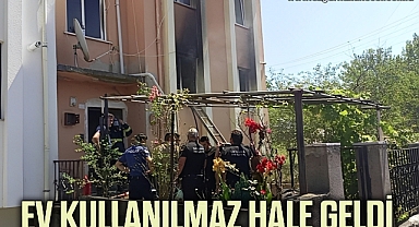 Çıkan yangında ev kullanılmaz hale geldi
