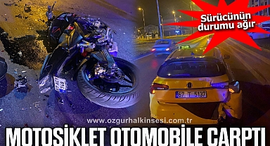 Motosiklet sürücüsü otomobile çarptı, sürücünün durumu ağır