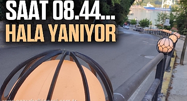 SAAT 08.44…HALA YANIYOR