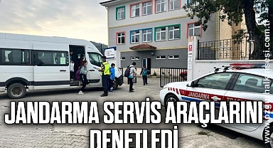 Jandarma servis araçlarını denetledİ