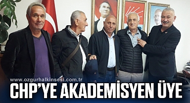 CHP’YE AKADEMİSYEN ÜYE