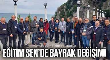EĞİTİM SEN’DE BAYRAK DEĞİŞİMİ