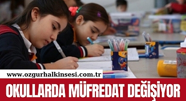 Okullarda dersler sadeleşecek....