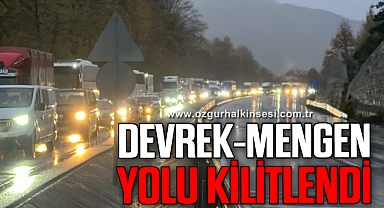 Yoğun kar yağışı Devrek-Mengen yolunu kilitledi