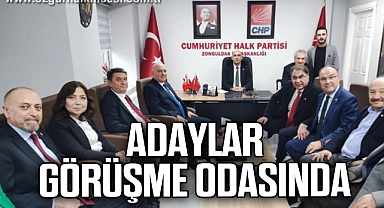 ADAYLAR GÖRÜŞME ODASINDA