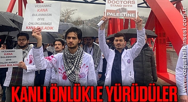 Kanlı önlükle yürüdüler