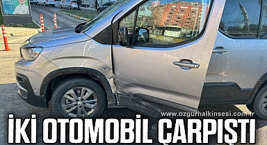 İki otomobil çarpıştı