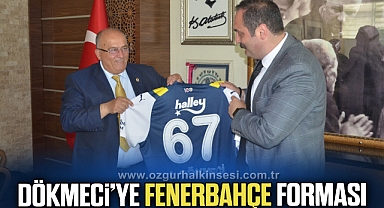 Dökmeci’ye Fenerbahçe forması