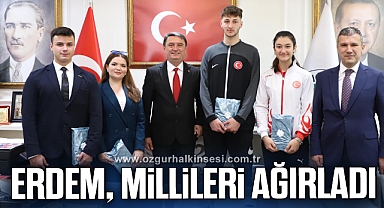 ERDEM, MİLLİLERİ AĞIRLADI
