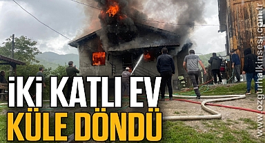 İki katlı ev küle döndü