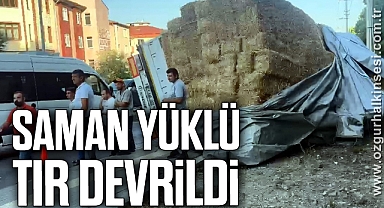 Saman yüklü tır devrildi