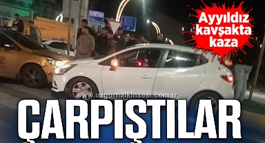 İKİ OTOMOBİL ÇARPIŞTI