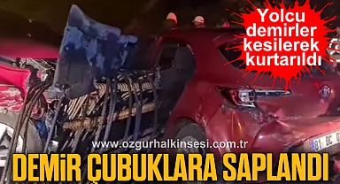 Otomobil demir çubuklara saplandı