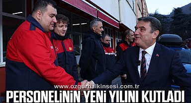 Personelinin Yeni Yılını Kutladı