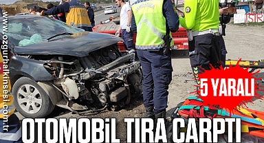 Otomobil tıra çarptı: 5 yaralı