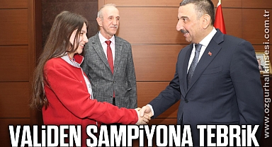 VALİDEN ŞAMPİYONA TEBRİK