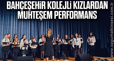 Bahçeşehir Kolejli Kızlardan Muhteşem Performans 
