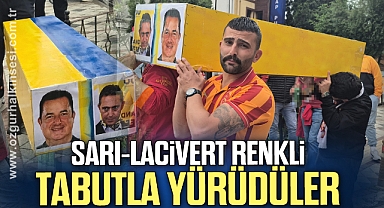 Galatasaraylı taraftarlar sarı-lacivert renkli tabutla yürüdü