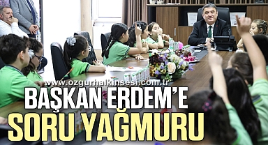 Meraklı Minikler Erdem'i Soru Yağmuruna Tuttu