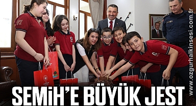 Semih'e Validen büyük jest