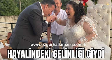 Hayalindeki Gelinliği Giydi