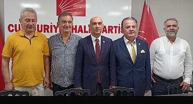 CHP’DE 4 ADAY BULUŞTU