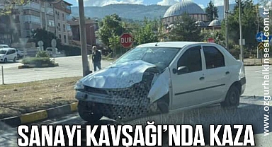 Sanayi Kavşağı’nda Trafik Kazası