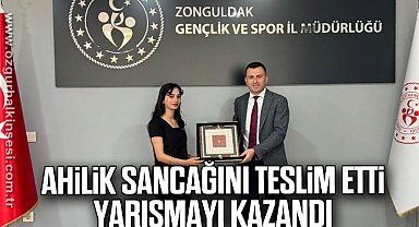 Ahilik Sancağını Teslim Etti, Yarışmayı Kazandı