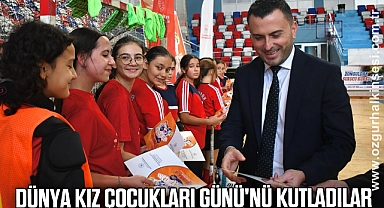 Dünya Kız Çocukları Günü'nü Kutladılar