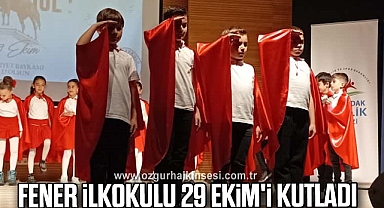 FENER İLKOKULU 29 EKİM'İ KUTLADI