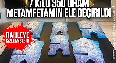 Rahleye gizlemişler! 7 kilo 350 gram metamfetamin ele geçirildi