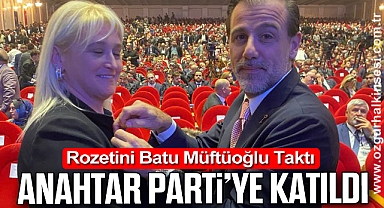 Anahtar Parti’ye Katıldı