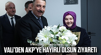 VALİ’DEN AKP’YE HAYIRLI OLSUN ZİYARETİ