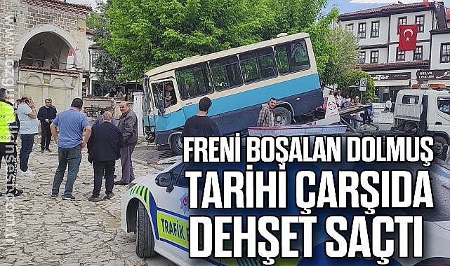 Freni boşalan dolmuş tarihi çarşıda dehşet saçtı