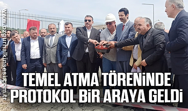 Temel atma töreninde protokol bir araya geldi