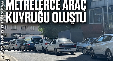 Metrelerce araç kuyruğu oluştu