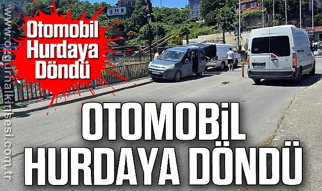 Hemzemin Geçitte Korkutan Kaza: Otomobil Hurdaya Döndü